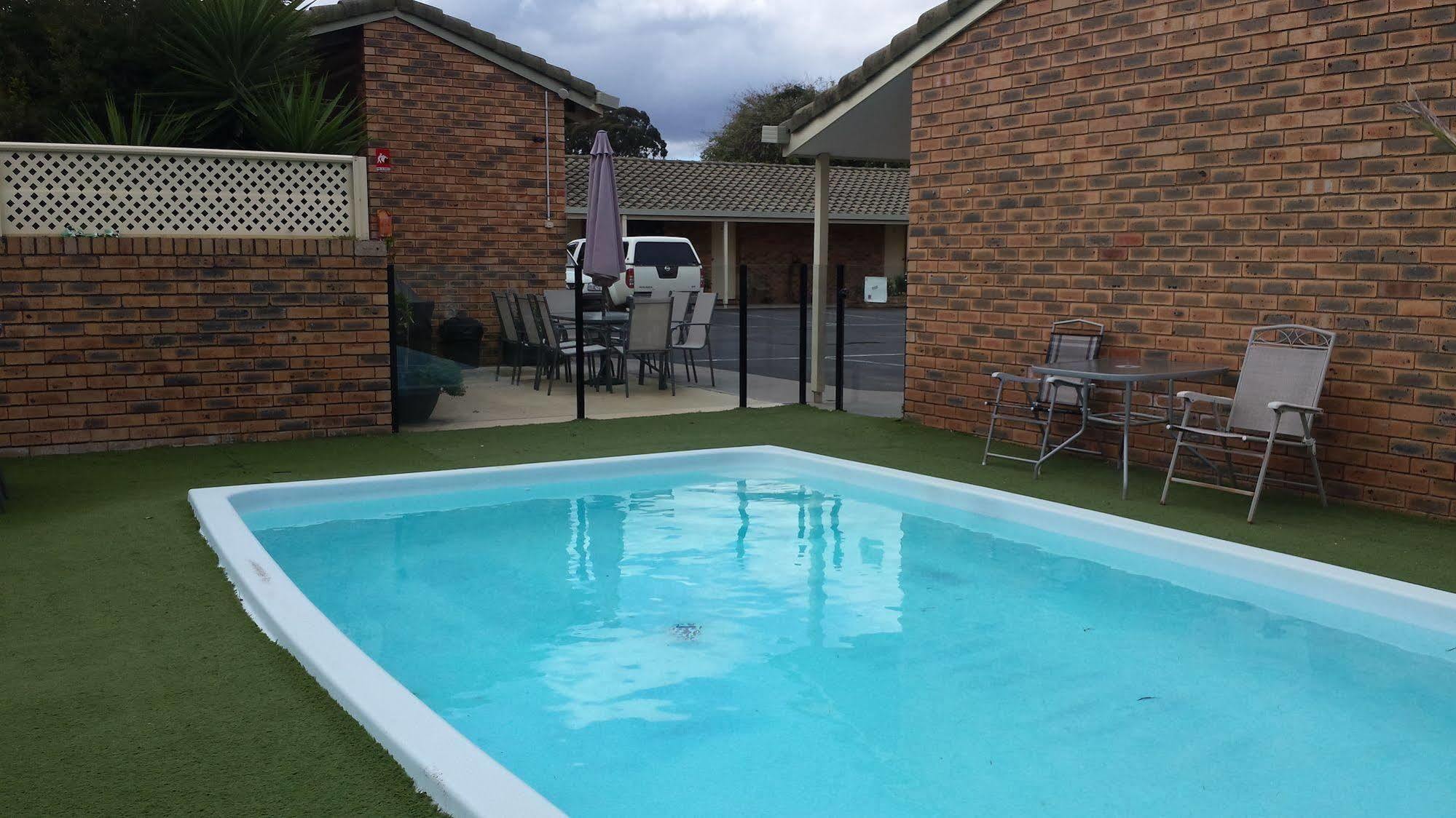 Sandhurst Motor Inn Bendigo Esterno foto