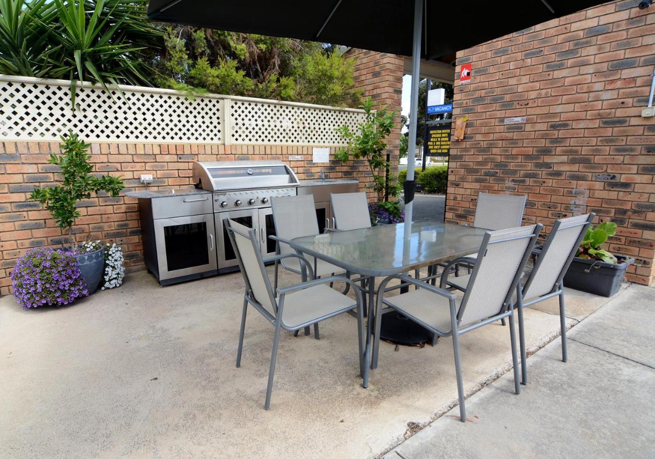 Sandhurst Motor Inn Bendigo Esterno foto